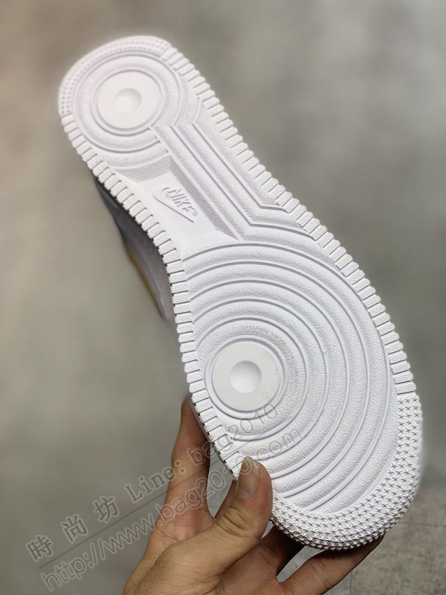 Nike男鞋 耐克空軍高幫絲綢拼接 空軍版型男板鞋 Nike氣墊鞋  hdx13239